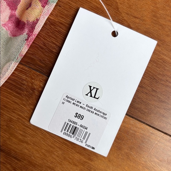 NWT Floral maxi dress - Picture 3 of 11